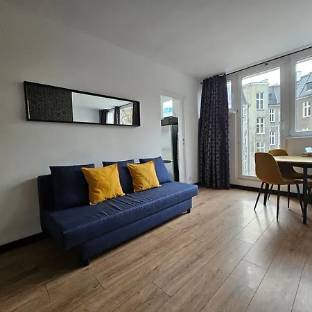 Am 3 Center Wyzwolenia Apartment