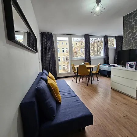 Am 3 Center Wyzwolenia Apartment